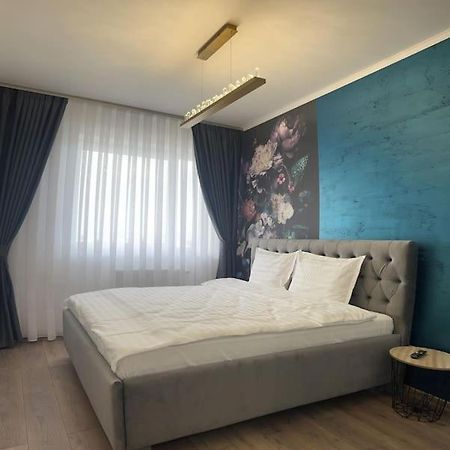 Apartament Jadis 3 Apartment Oradea Luaran gambar